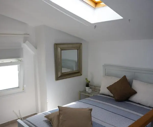 Luxurious Seaside Vacation Feriehus *
