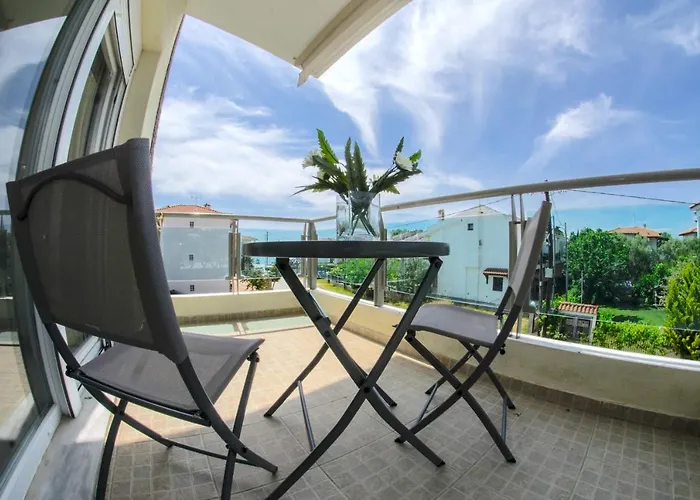 Luxurious Seaside Vacation *