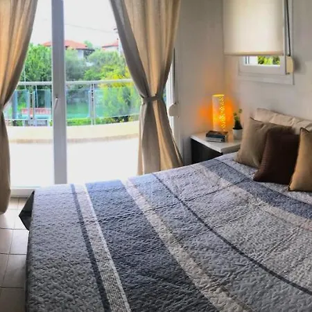 Luxurious Seaside Vacation Σπίτι διακοπών Νικήτη